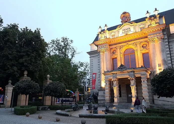 Goscinne Przy Ogrodzie Staromiejskim Gasthuis Wrocław