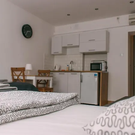 Guest house Goscinne Przy Ogrodzie Staromiejskim *