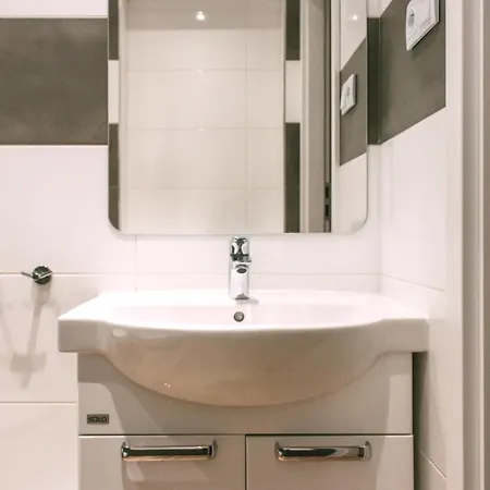 Affittacamere Goscinne Przy Ogrodzie Staromiejskim 3*