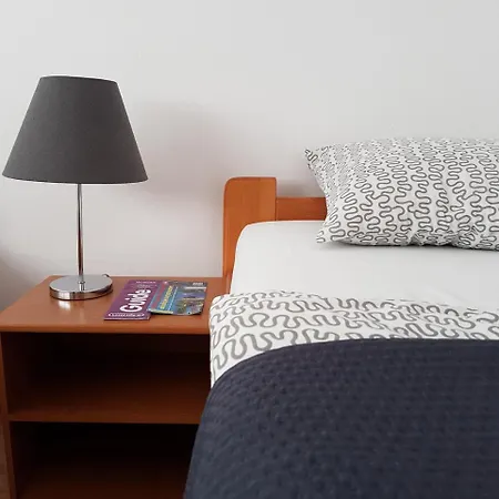 Goscinne Przy Ogrodzie Staromiejskim 3*